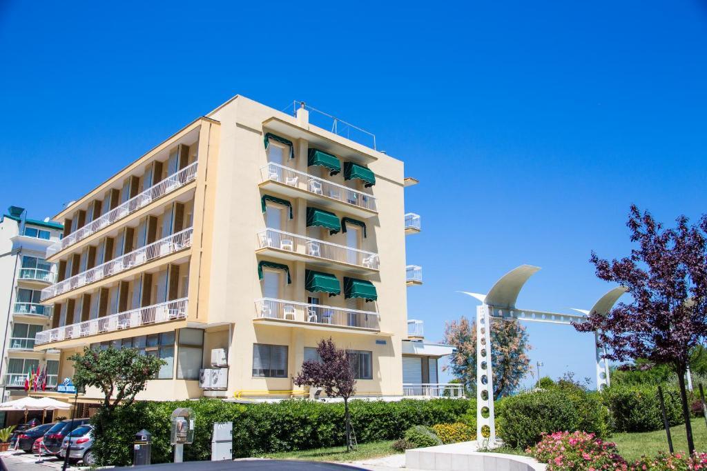 Hotel Adler Gabicce Mare Exterior photo